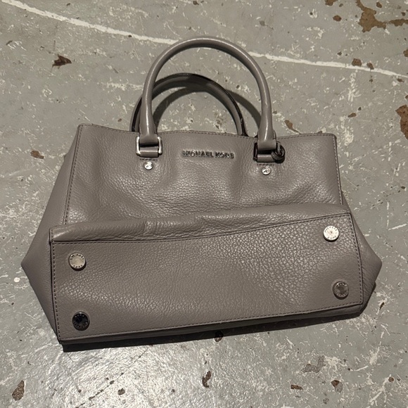 Michael Kors Pebble Gray Tote Bag - Picture 1 of 7